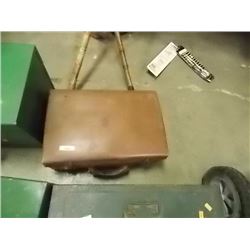 VINTAGE TOOL BOX AND CONTENTS