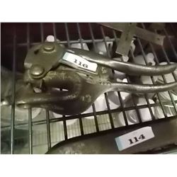 VINTAGE 1 ½" PUNCH