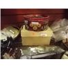 Image 1 : BOX AND TIN OF ASSORTED GRINDING DISKS & MORE