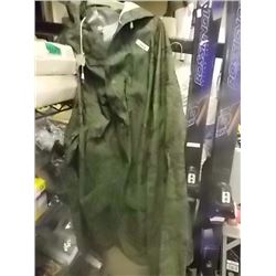 CAMO RAIN COAT AND PANTS -SIZE XXL
