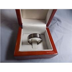 RING - MAN'S TITANIUM COMFORT FIT RING - BRSHED AND SMOOTH FINISH - RETAIL ESTIMATE $125