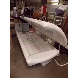 SILNER TANNING BED - SAID TO BE WORKING