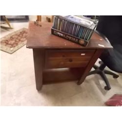 WOOD END TABLE - 1 DOOR