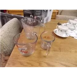 MEASSUING CUPS "FIRE KING" -3 TTL 1-1CUP,1-2CUP, 1-4CUP
