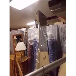 ½ ROUND CARD HOLDER - WITH MIRROR