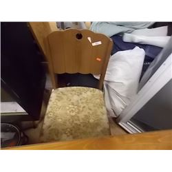 VINTAGE SIDE CHAIR
