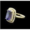 Image 1 : 14KT Yellow Gold 4.89 ctw Tanzanite and Diamond Ring