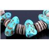 Image 2 : Navajo Turquoise & Discoidal Shell Necklace