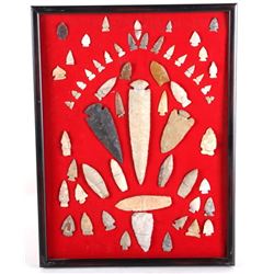Pre-Historic Indian Arrowheads Spears & Artifacts