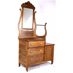 Antique Oak Gentleman's Dresser