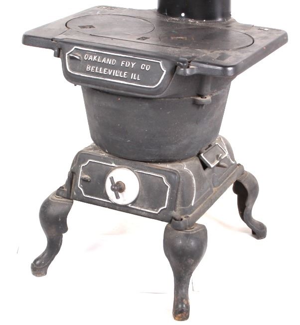 Antique Cast Iron Oakland FDY Co. Stove Lamp