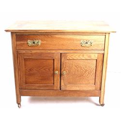 Antique Washbasin Stand With Brass Fittings