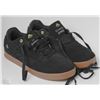 Image 1 : #13-EMERICA BLACK SHOES