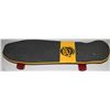 Image 2 : NEW GLOBE HOMER SIMPSON COMPLETE LONG BOARD