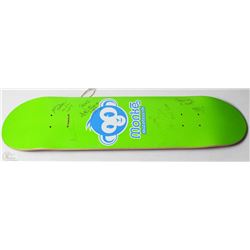 MONKE 2004 SIGNED BY ENTIRE TEAM