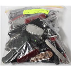 BAG OF POCKET KNIVES