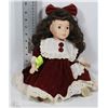 Image 1 : VINTAGE MUSICAL PORCELAIN DOLL