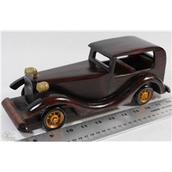 ANTIQUE REALISTIC CLASSIC CAR HAND CRAFTED SOLID