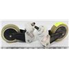 Image 1 : LOT OF 2 NEW CASTOR WHEELS