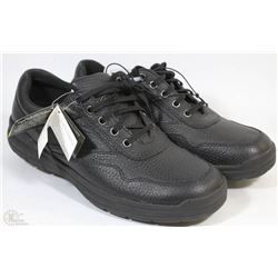 NEW  ARNOLD PALMER GOLF SHOES SIZE 9