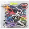 Image 1 : BAG OF ASSORTED SCISSORS