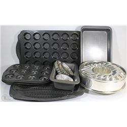 FLAT OF MUFFIN TINS & COOKIE TINS
