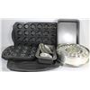 Image 1 : FLAT OF MUFFIN TINS & COOKIE TINS