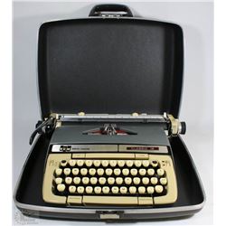 VINTAGE SCM SMITH-CORONA CLASSIC 12