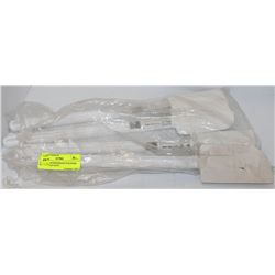 LOT OF 4 RUBBERMAID SCRAPERS WITH CLEAN REST