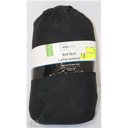 QUEEN SIZE BEDSKIRT *NEW*