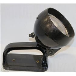 NEW BRIGHT STAR MOUNTABLE HALOGEN LIGHT