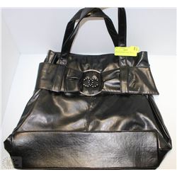 REPLICA CHANEL PURSE - BLACK