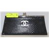 Image 1 : REPLICA CHANEL BLACK CLUTCH