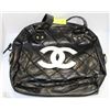 Image 1 : REPLICA CHANEL PURSE - BLACK WITH WHITE EMBLEM