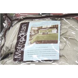 CASCADE 6 PIECE COMFORTER SET (MISSING PILLOWS)