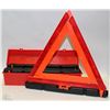 Image 1 : SAFETY TRIANGLES WITH CASE
