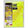 Image 1 : LOT OF 2 SCOTCHLITE HIGH VISIBILITY VEST SIZE: LRG