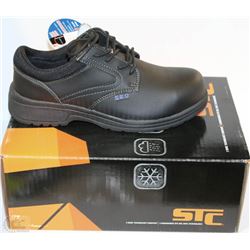 PAIR OF STC CSA APPROVED LOW CUT WORK SHOES