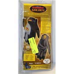 PAIR OF GANDER GOLDEN PERFORMANCE SERIES WORK