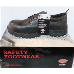 PAIR OF DICKIES 'THATCHER' CSA  APPROVED SIZE 10.5