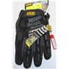 Image 1 : PAIR OF MECHANIX WEAR XLARGE FAST FIT WORK GLOVES