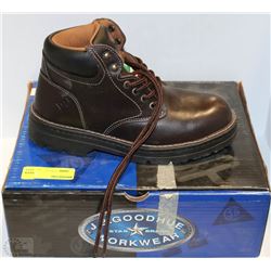 PAIR OF JB GOODHUE CSA APPROVED MID CUT LEATHER