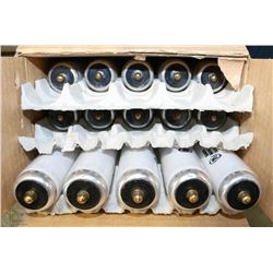 LOT WITH 15 AA2 FLUORESCENT LIGHT BULBS