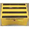 Image 1 : 500LB CAPACITY STEP STOOL