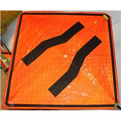 REFLECTIVE NARROW ROAD APPROACHING SIGN