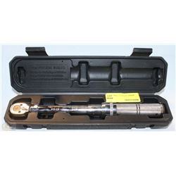 HUSKY TORQUE WRENCH IN CASE