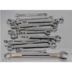 BOX OF ASSORTED WESTWARD REGULAR COMBO WRENCHES &