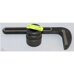 36" VISE GRIP JAW AND 1-1/2 12PT HEX DRIVE SOCKET