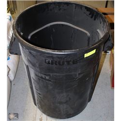 LARGE RUBBERMAID BRUTE BLACK GARBAGE CAN
