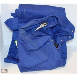 BULWARK FR COVERALLS SIZE 40